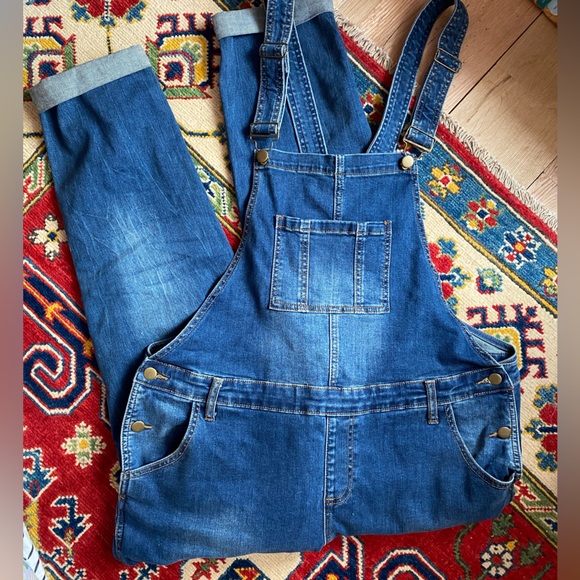 Ripe Denim Maternity Overalls (Size Large) - Picture 5 of 9